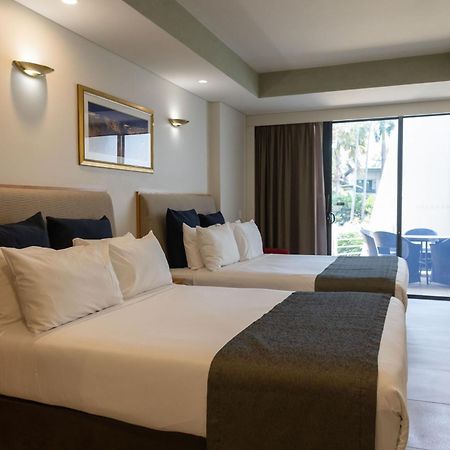 Mindil Beach Casino Resort Darwin Exteriör bild A room at the Mantra on Mooloolaba